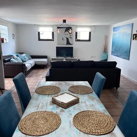 Daire Large Apartment!