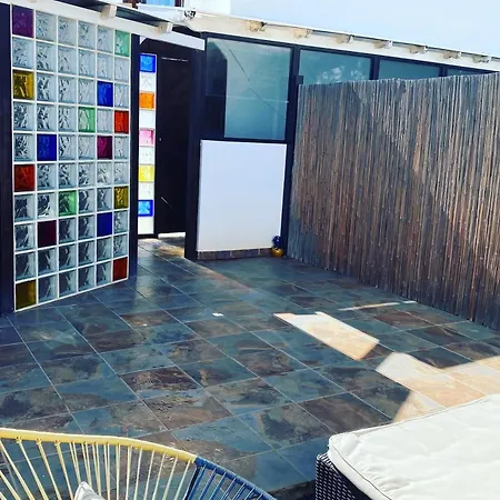 דירה Large Apartment! *