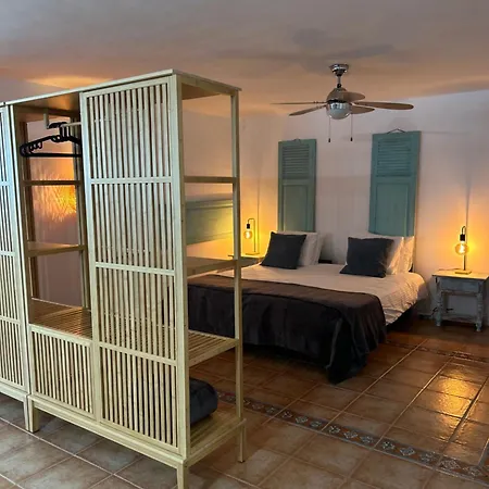 דירה Large Apartment!